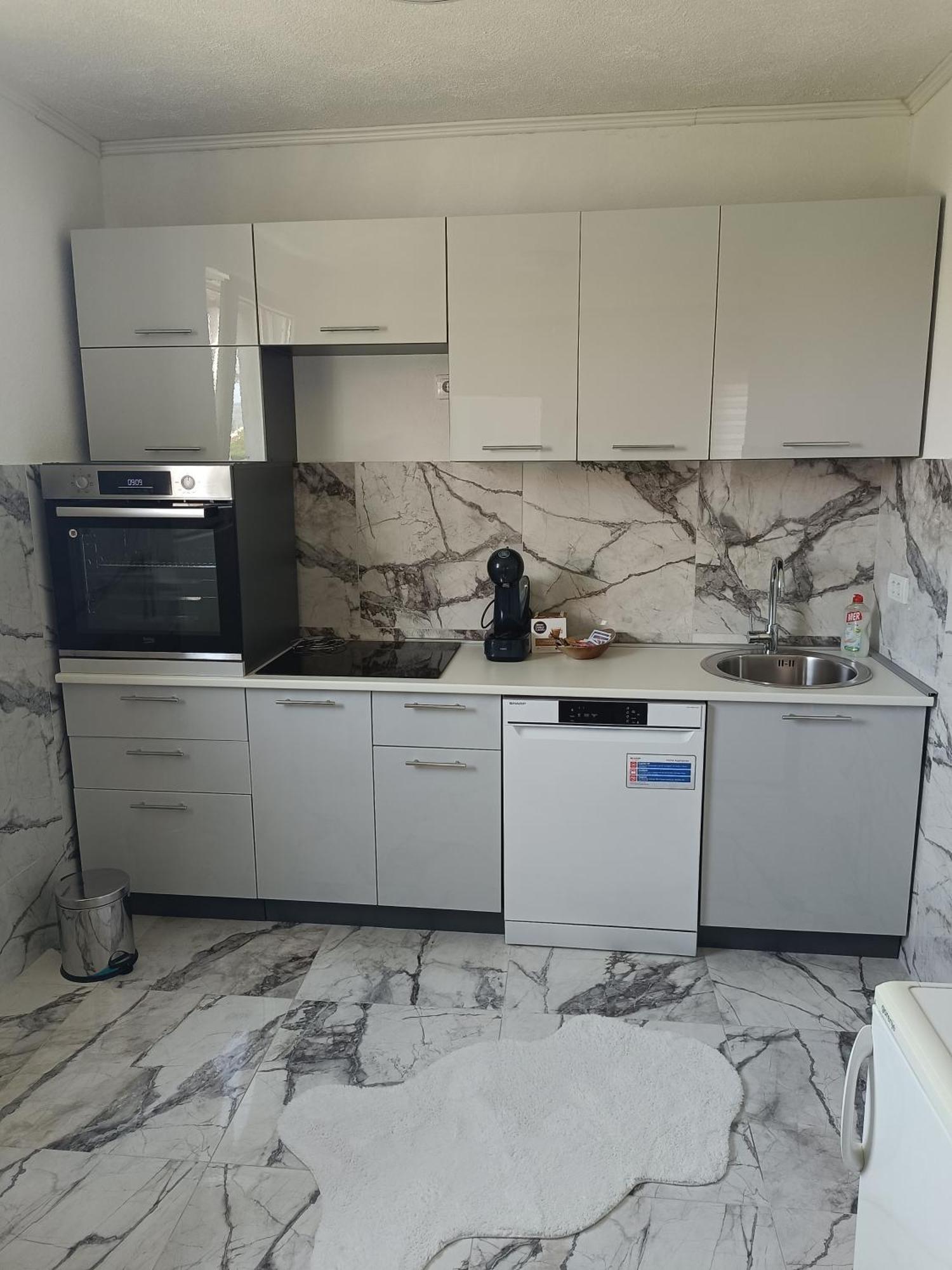 Matija Airport Apartment Mitrovici  Экстерьер фото